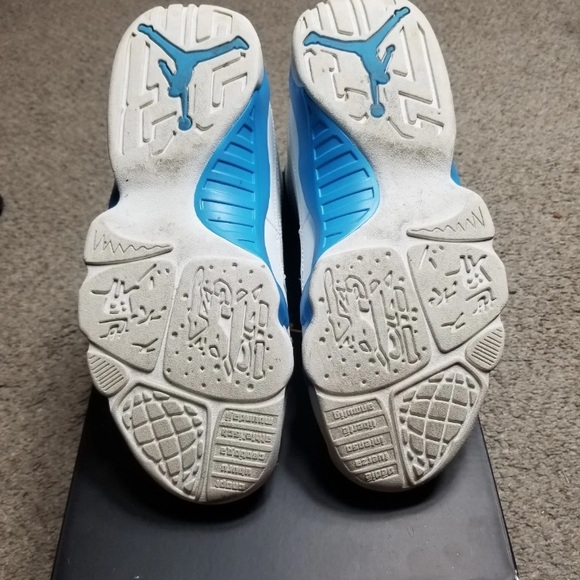 Jordan 9 Powder Blue - Picture 8 of 8